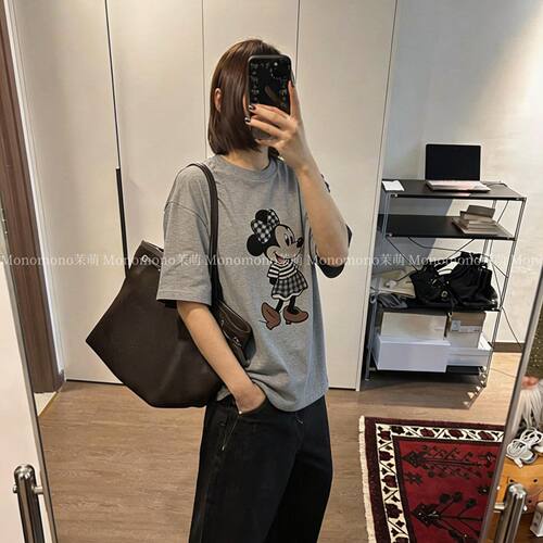 【摩登米妮】韩代极简小众设计宽松大版T恤女短袖数码直喷无感印�