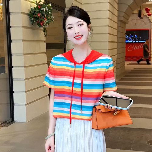 现货 七彩瑰丽~时尚条纹气质百搭2026夏连帽短袖显瘦宽松T恤上衣