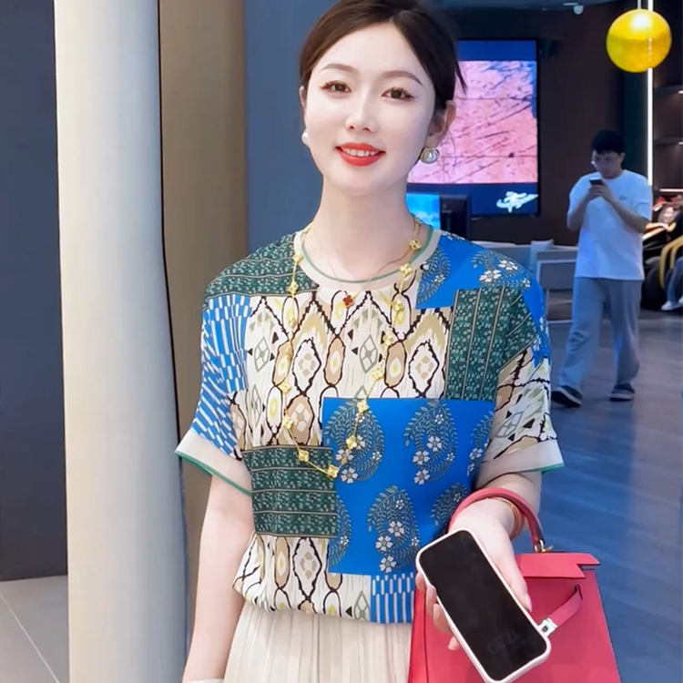 现货 繁花织梦~蓝绿色圆领短袖显瘦宽松上衣洋气小衫百搭T恤夏