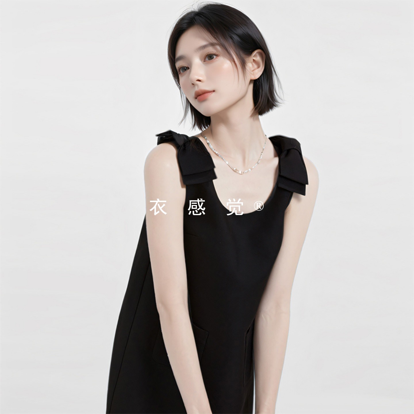 大蝴蝶结无袖连衣裙妥妥时髦精图片