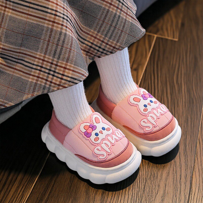 秋冬季儿童防水棉拖鞋PU皮保暖加绒包跟居家厚底防滑宝宝棉鞋