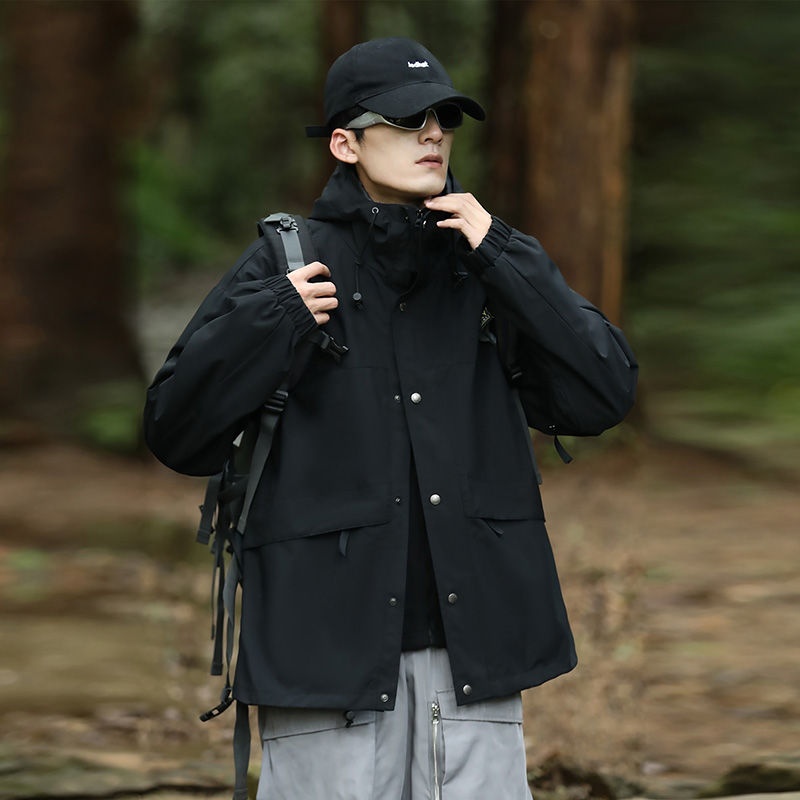 悟空有货2025秋冬户外高级感三合一冲锋衣男抓绒内胆情侣登山外套