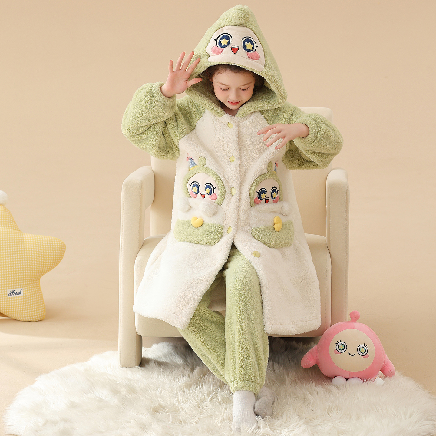 儿童珊瑚绒睡衣睡袍长款女童孩子加厚冬季蛋仔派对保暖家居服套装