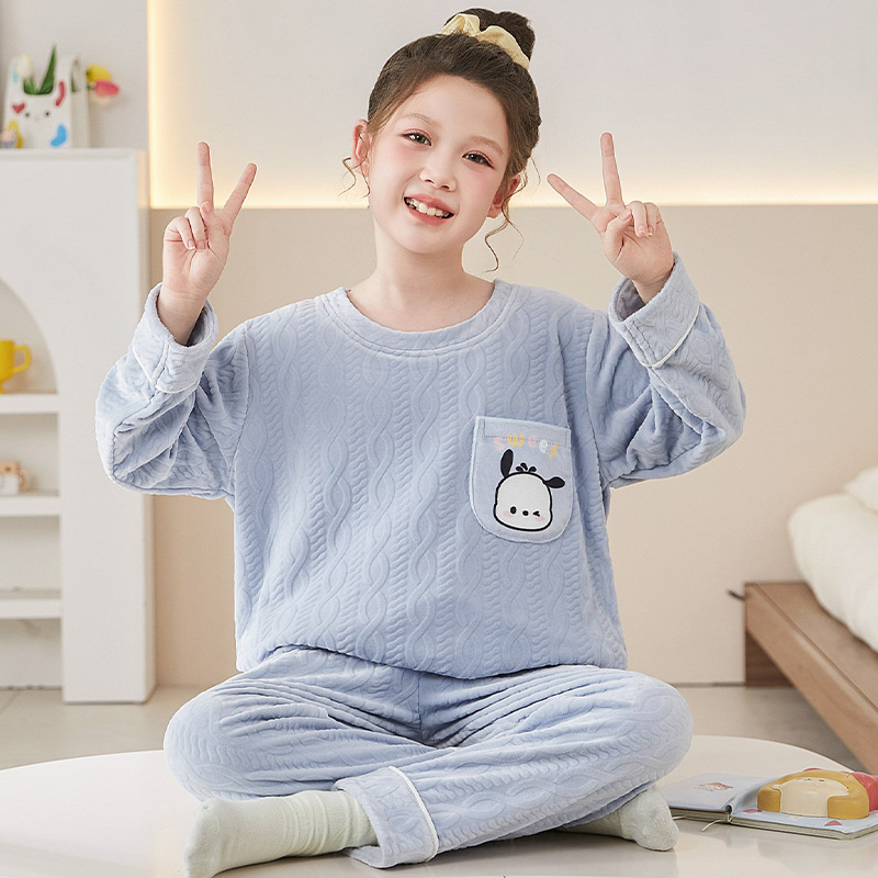 儿童海岛绒春秋珊瑚绒睡衣女童法兰绒秋冬中大童加厚款女孩帕恰狗
