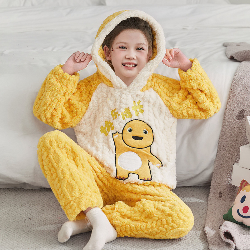 新款珊瑚绒女童睡衣睡裤加绒加厚款儿童卡通奶龙法兰绒连帽居家服