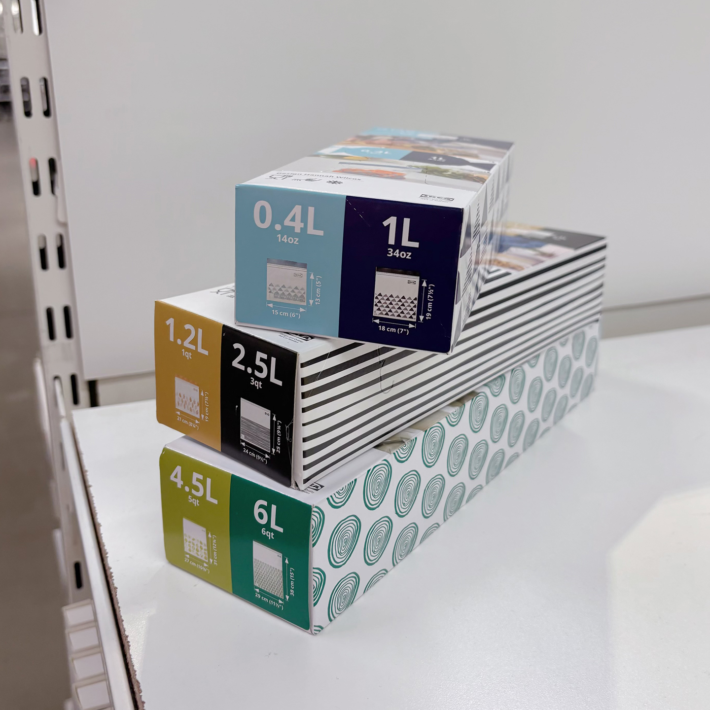 艾斯塔图案密封袋衣服收纳袋