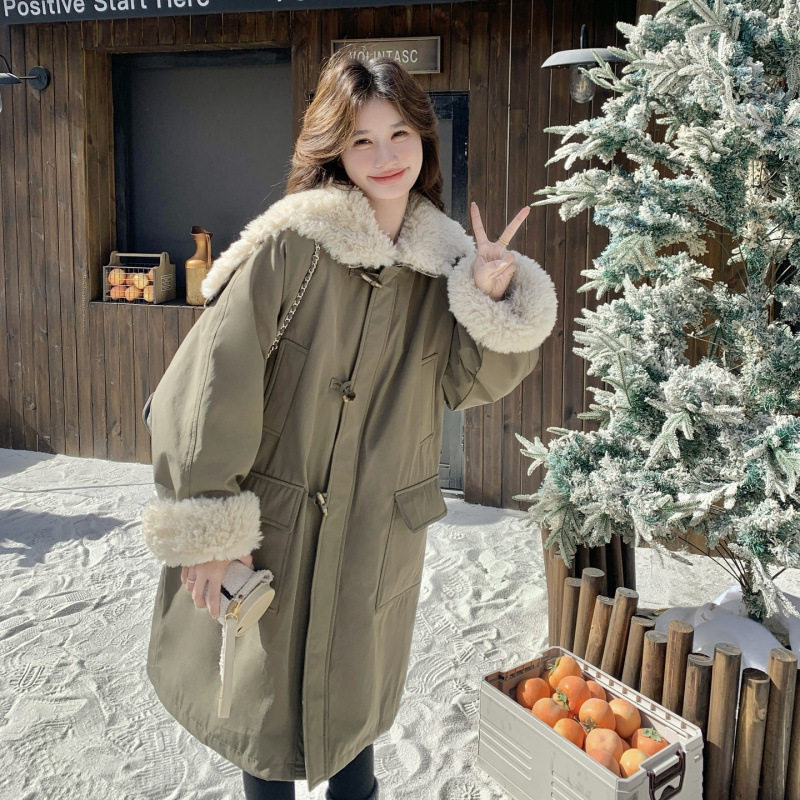 罗芬 故事面料女装官方实拍复古设计感牛角扣羊羔毛派克服女2025,女装/女士精品,羽绒服,淘宝优惠券,粉丝福利购,淘宝优惠卷