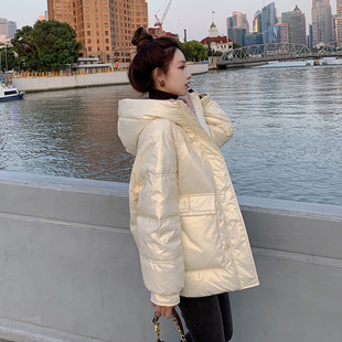 罗芬 故事面料女装官方实拍米白色短款羽绒服女2025新款高端洋气