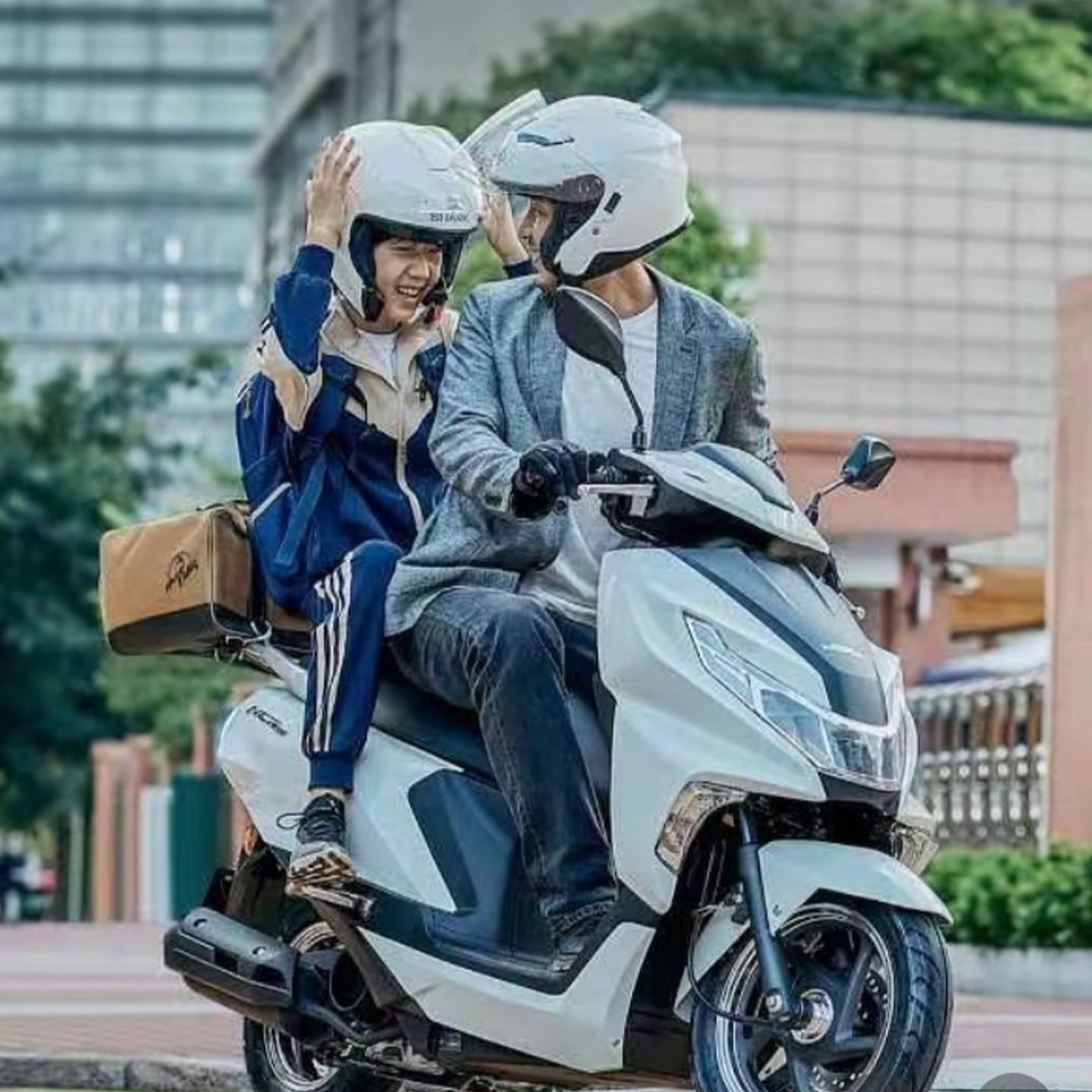 HONDA五羊本田女装踏板摩托车NCR125全新库存车特价处理5台