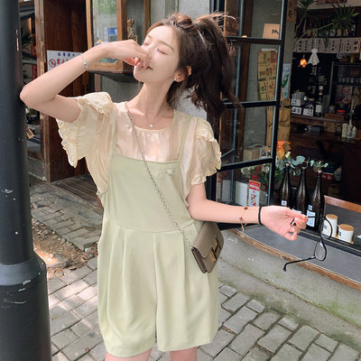 绿色优质自然腰精品短裤疯狂促销减龄俏皮背带裤女2024年夏季新款