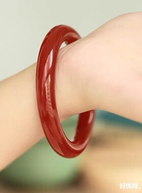 2026天然红色玛瑙手镯女新款复古设计细扁圆条玉髓镯子本命年生日