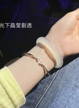 2026玉髓手镯细条荔枝冻玛瑙玉镯马料香槟金少女时尚气质镯子