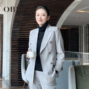 OBEG欧碧倩格纹西装 外套女收腰双排扣职业上衣10421106