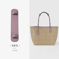 Светла пурпурная декомпрессия на плече