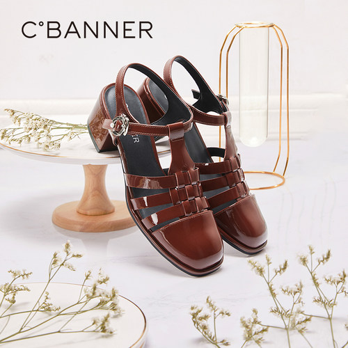 个性罗马后空设计 清爽透气不失个性型范