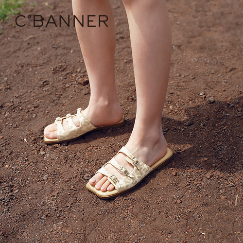 永不过时的豹纹 精美而细腻的植绒豹纹图案