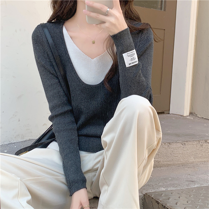 Real price new knitted bottomed shirt women's long sleeve slim simple fake two solid color top