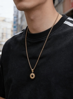 小众潮流太阳花吊坠项链男百搭