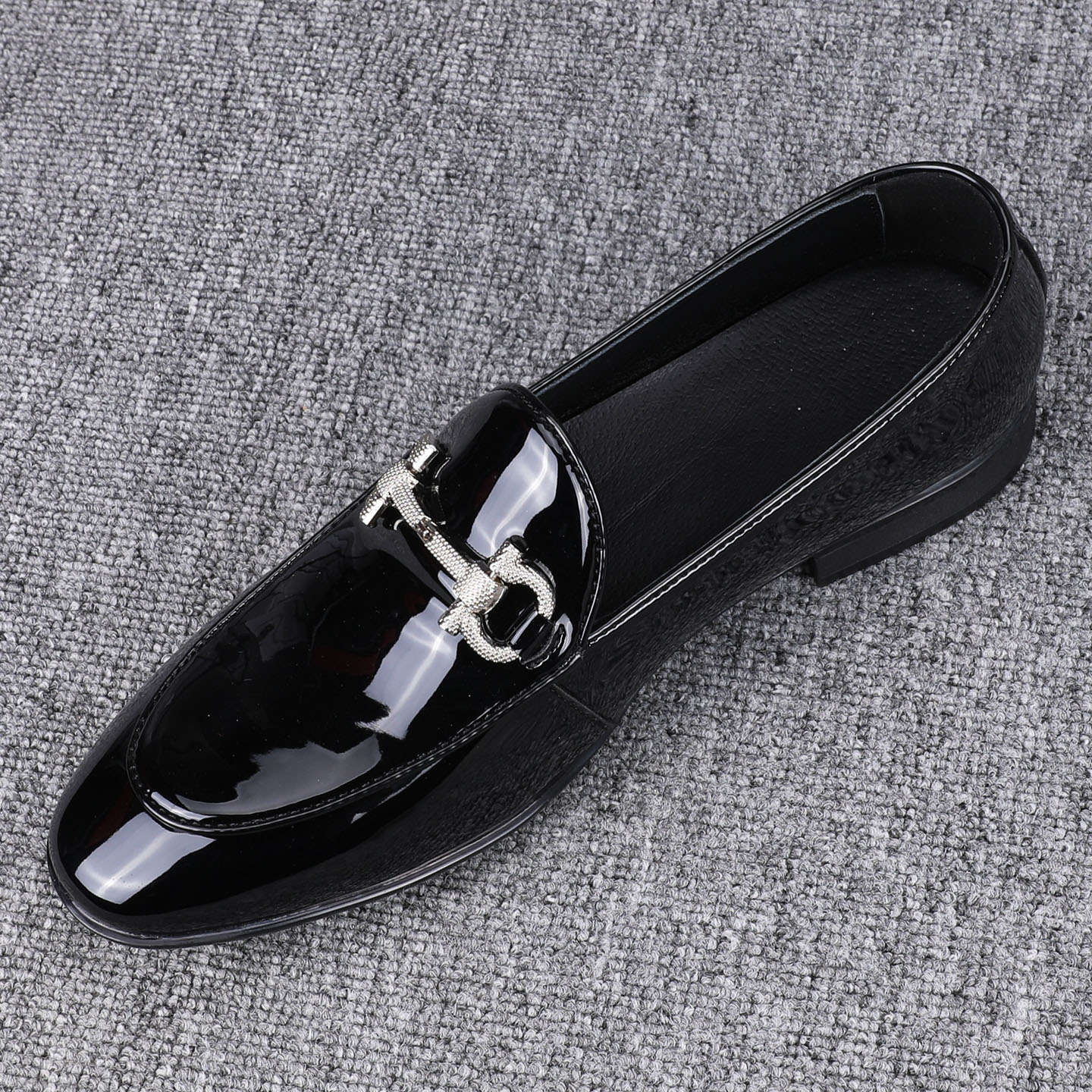 漆皮亮面真皮男士商务乐福鞋