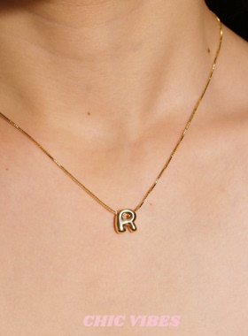 ChicVibes 【金色Mini光面泡泡】~个性定制26个字母项链ins风