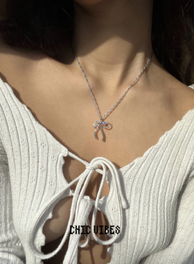 ChicVibes 美翻了！芭蕾公主幸运石蝴蝶吊坠项链百搭复古高级感