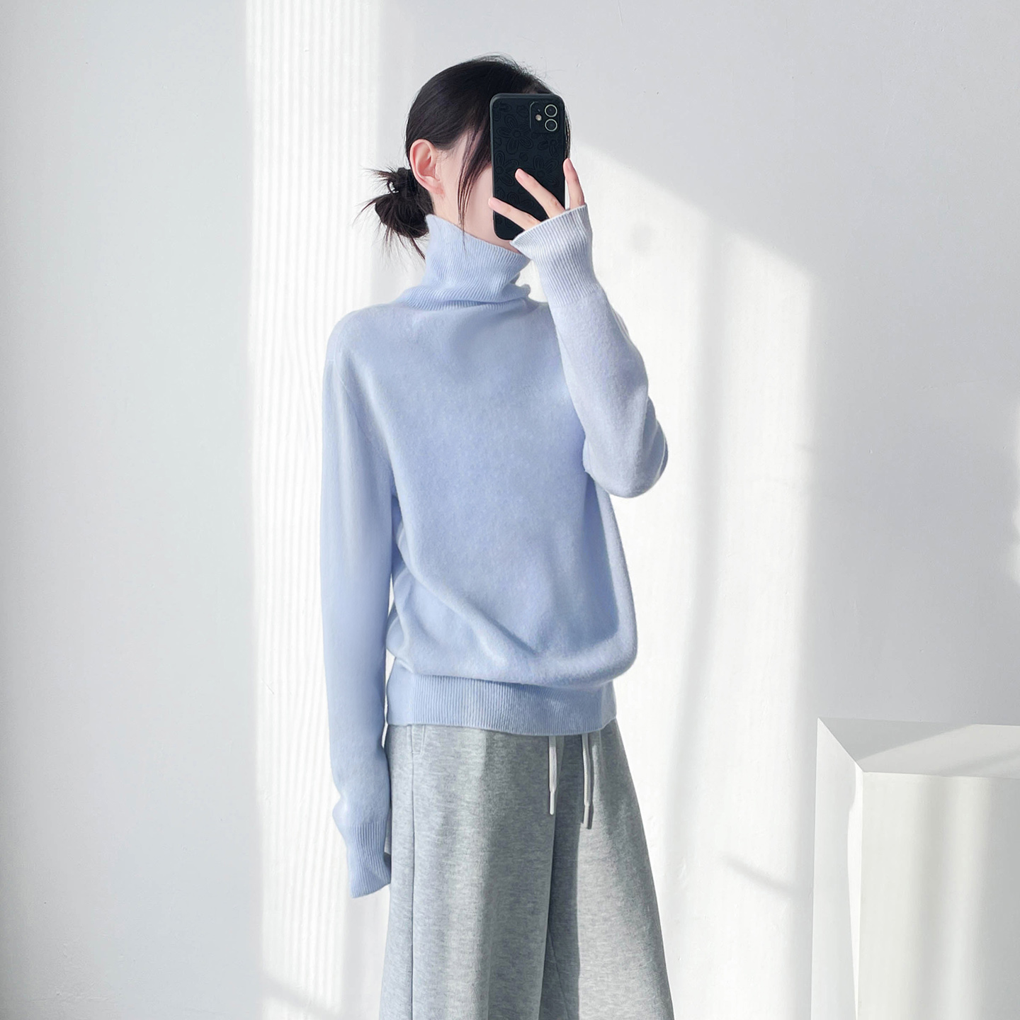 清水蓝堆堆领羊毛羊绒针织打底衫