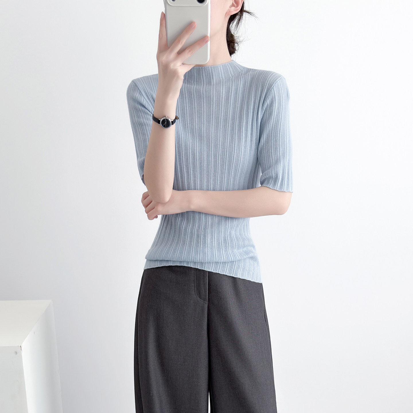 蓝色半高领针织衫女款2026新款夏季薄款修身显瘦半袖T恤气质上衣