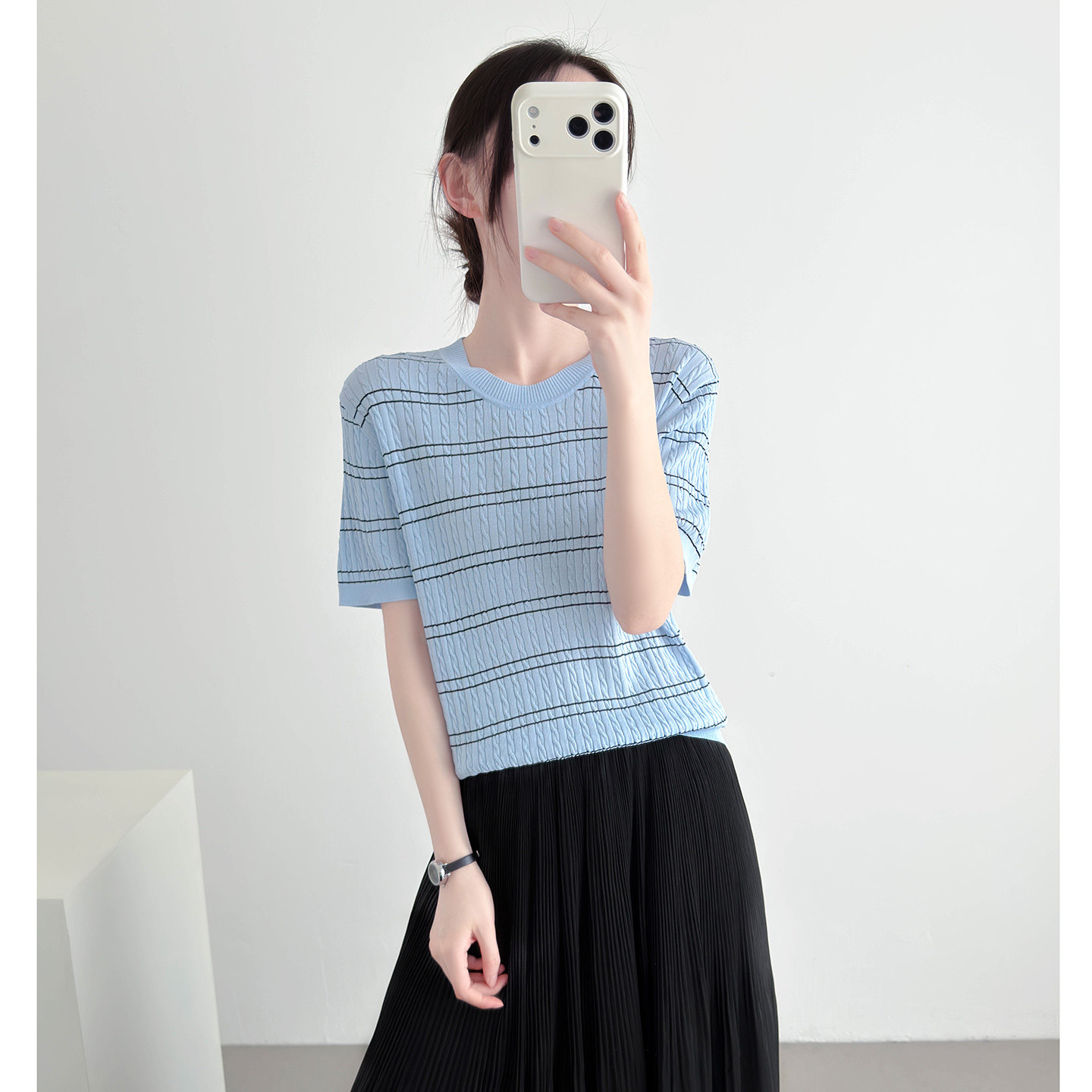 撞色条纹冰丝针织短袖t恤女2026新款老钱风麻花显瘦正肩上衣夏季