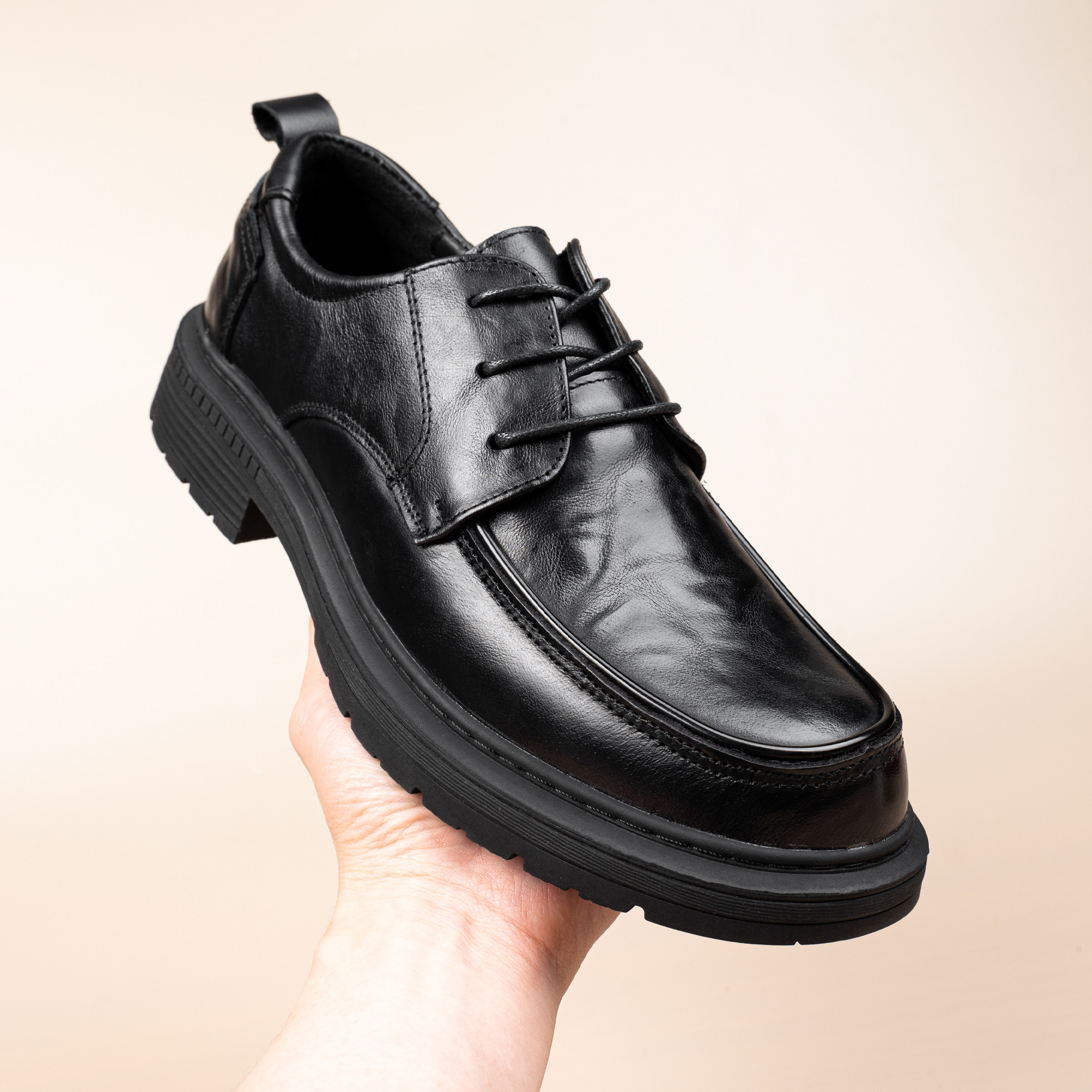 2026新款男款真皮冬季保暖年轻人商务正装潮流男士软底休闲鞋皮鞋