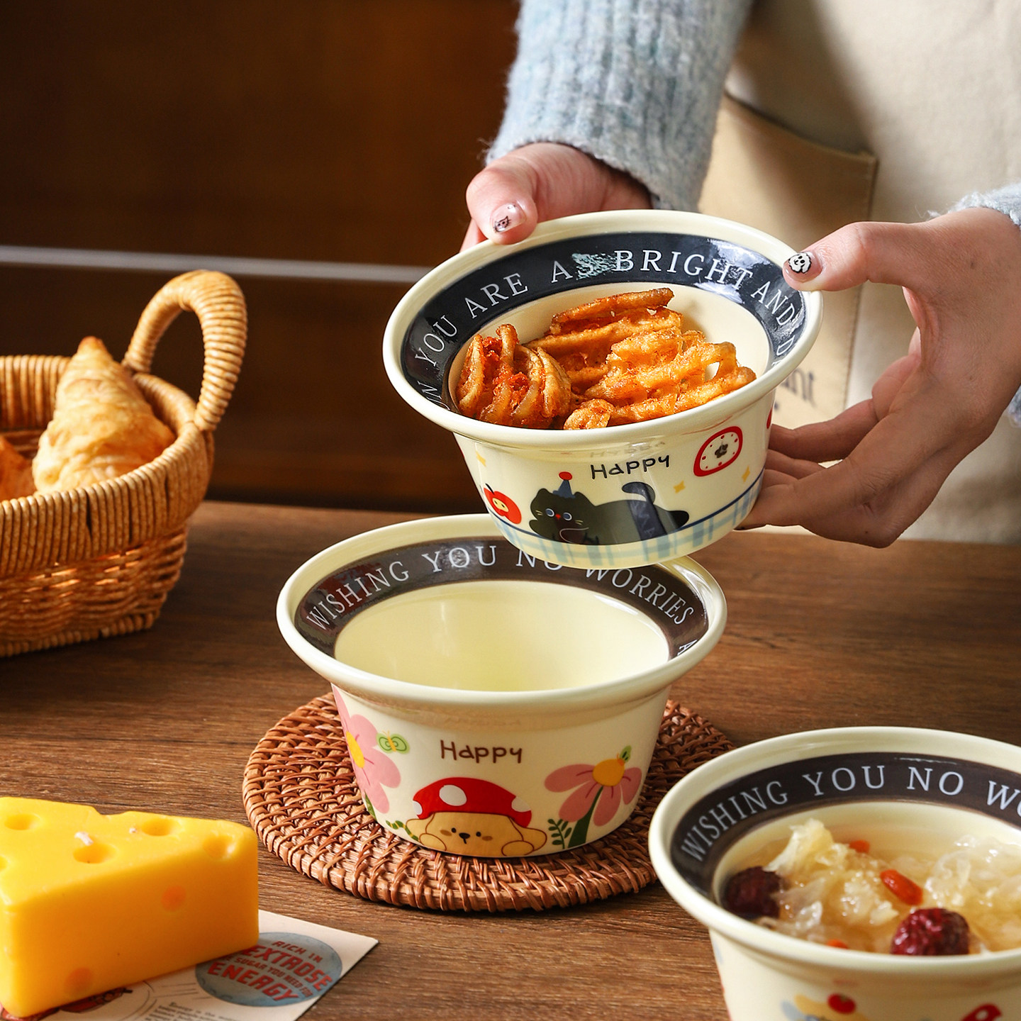 舍里可爱酸奶碗反口甜品碗家用学生早餐碗陶瓷燕麦碗银耳碗草帽碗