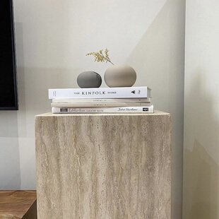 侘寂进口米白洞大理石立柱玄关床头柜客厅雕塑展示台桌脚装饰摆件