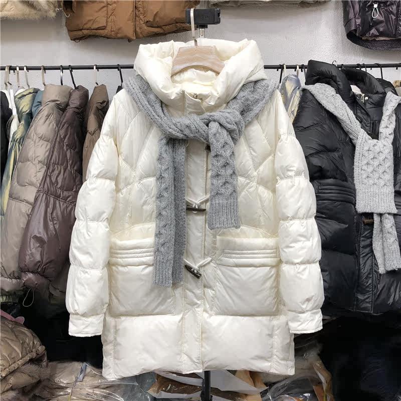 2020新款羽绒服女中长款冬季韩版宽松白鸭绒连帽围巾拼接保暖外套
