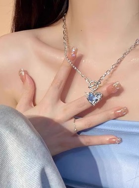 爱心项链女小众设计感辣妹甜酷ins高级感钛钢链子配饰高级感毛衣