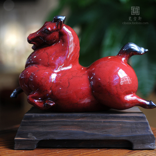 陶瓷马踏飞燕结晶红釉瓷马古典唐代风格瓷马家居酒店办公招财摆件
