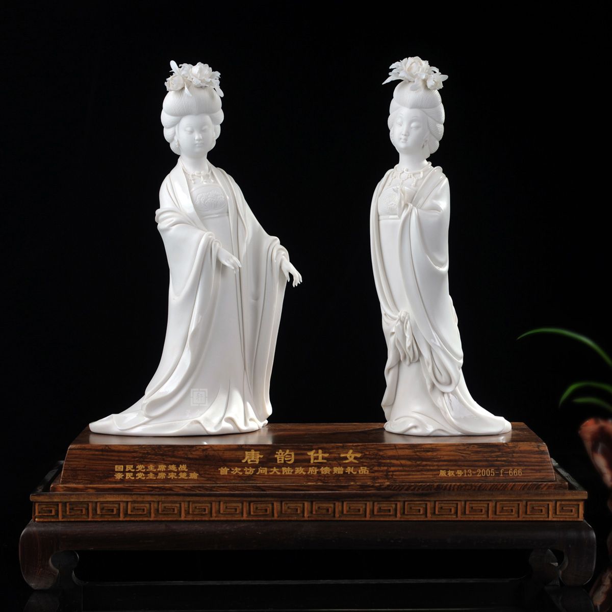 唐韵仕女 德化陶瓷古典仕女美女人物雕塑家居办公商务工艺品摆件