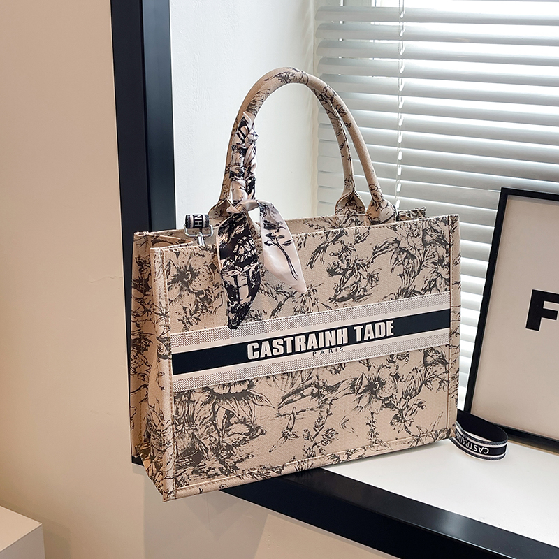 时尚单肩国潮大容量手提斜挎包