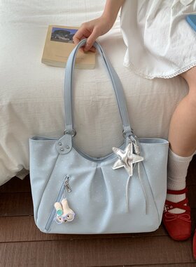 清新波点褶皱包大容量托特包2026新款休闲通勤单肩包ins大包包女