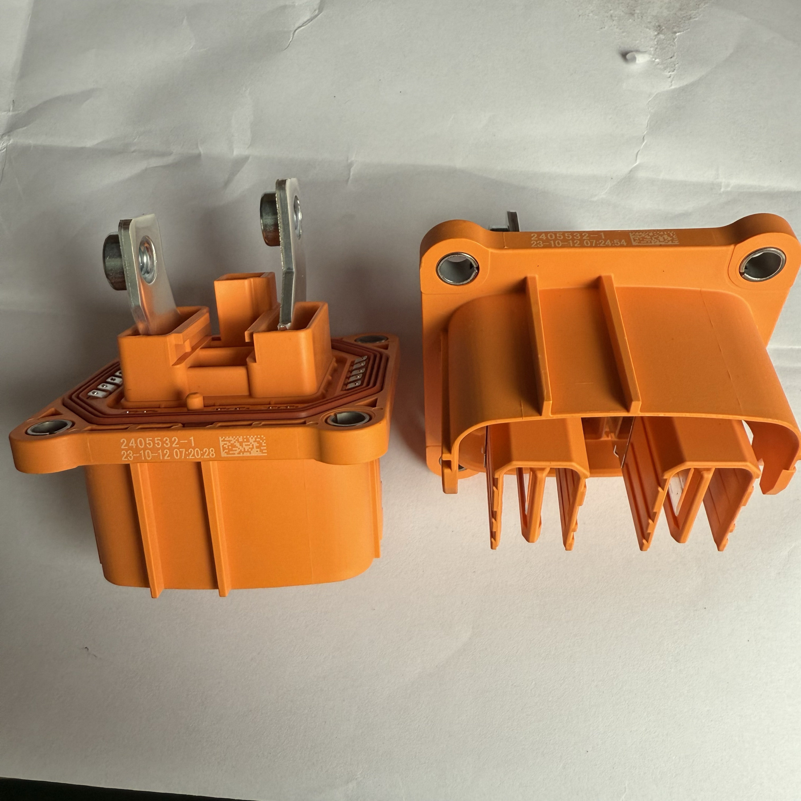 泰科te 2405532-1，2405532-2 公端，现货秒发，正品实物图