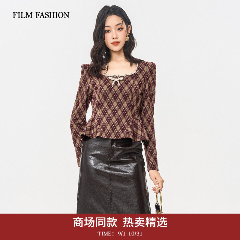 【商场同款】一电影一时装2026秋季新款针织衫格纹方领长袖上衣女图片
