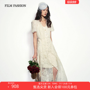 一电影一时装秋季新款吊带连衣裙中长款度假风休闲女士（两件套）