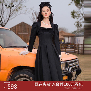 M STAR春季方领泡泡袖长袖中长款连衣裙套装女款气质休闲时尚