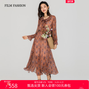 长袖 新款 连衣裙度假收腰休闲波西米亚风飘逸女士 夏季 一电影一时装