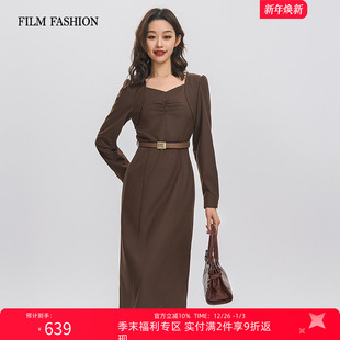 新款 冬季 一电影一时装 优雅气质连衣裙女流行好看风格 2件9折