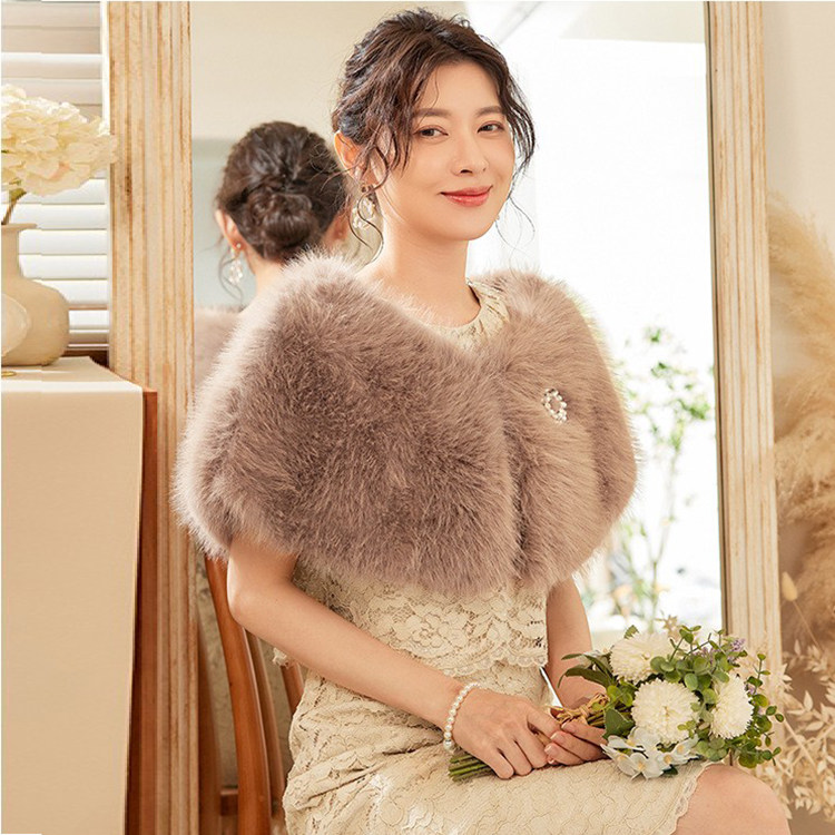 仿皮草毛毛披肩女士秋冬结婚伴娘披风婚礼新娘敬酒礼服外搭88176