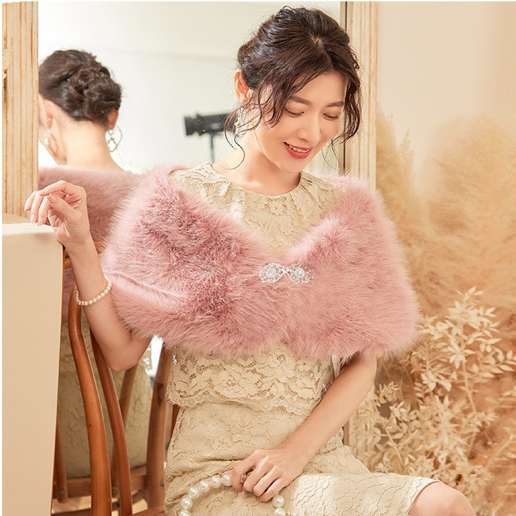 仿皮草毛毛披肩女冬季保暖结婚礼婚纱外搭新娘斗篷伴娘服披风2298