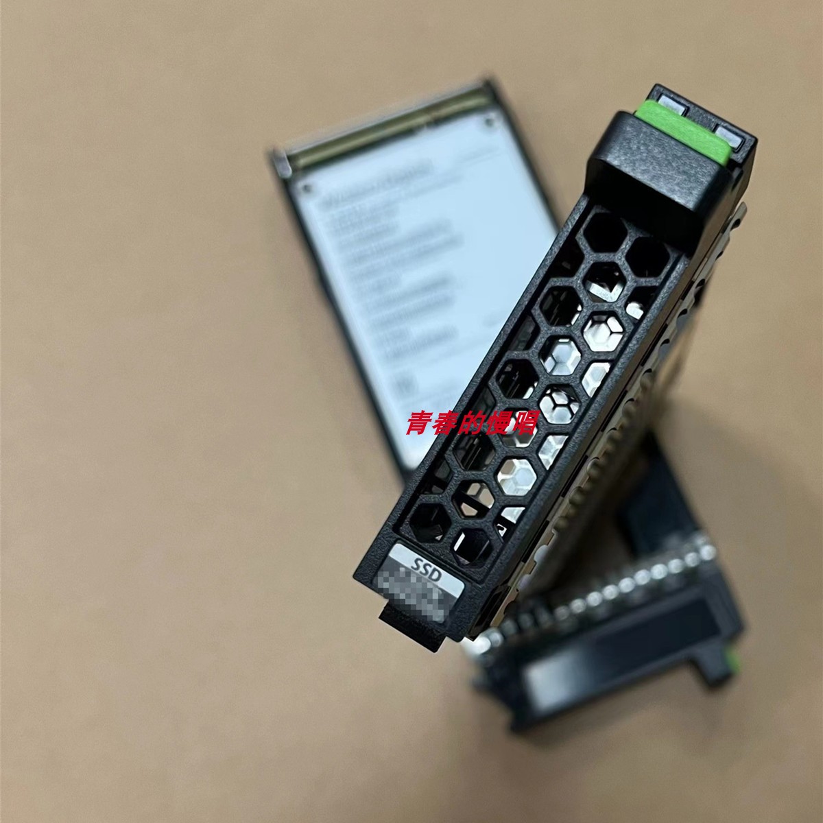 Fujitsu CA08226-E676/E986/E906/E996/E916 3.84T SAS SSD 硬盘 电脑硬件/显示器/电脑周边 固态硬盘 原图主图