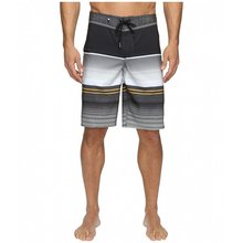 Quiksilver Everyday Stripe Vee 21 英寸沙滩短裤 Tarmac 1