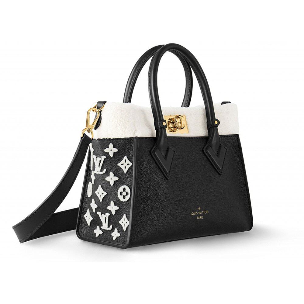 LV/路易威登 OnMySidePM手提包