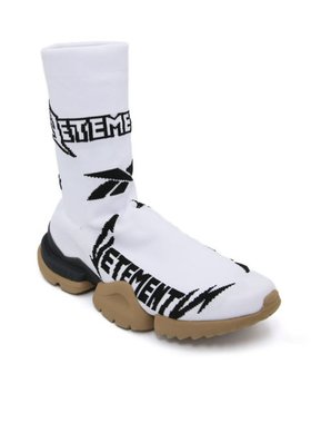 VETEMENTS 女士运动鞋 UAH19RE5WHITEBLACK