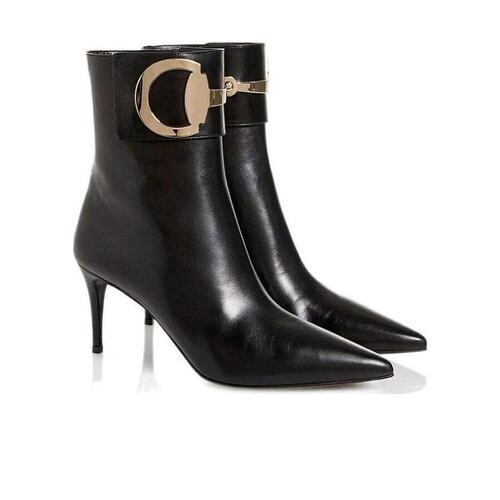 Gucci 侧拉链靴子 388362C9D00
